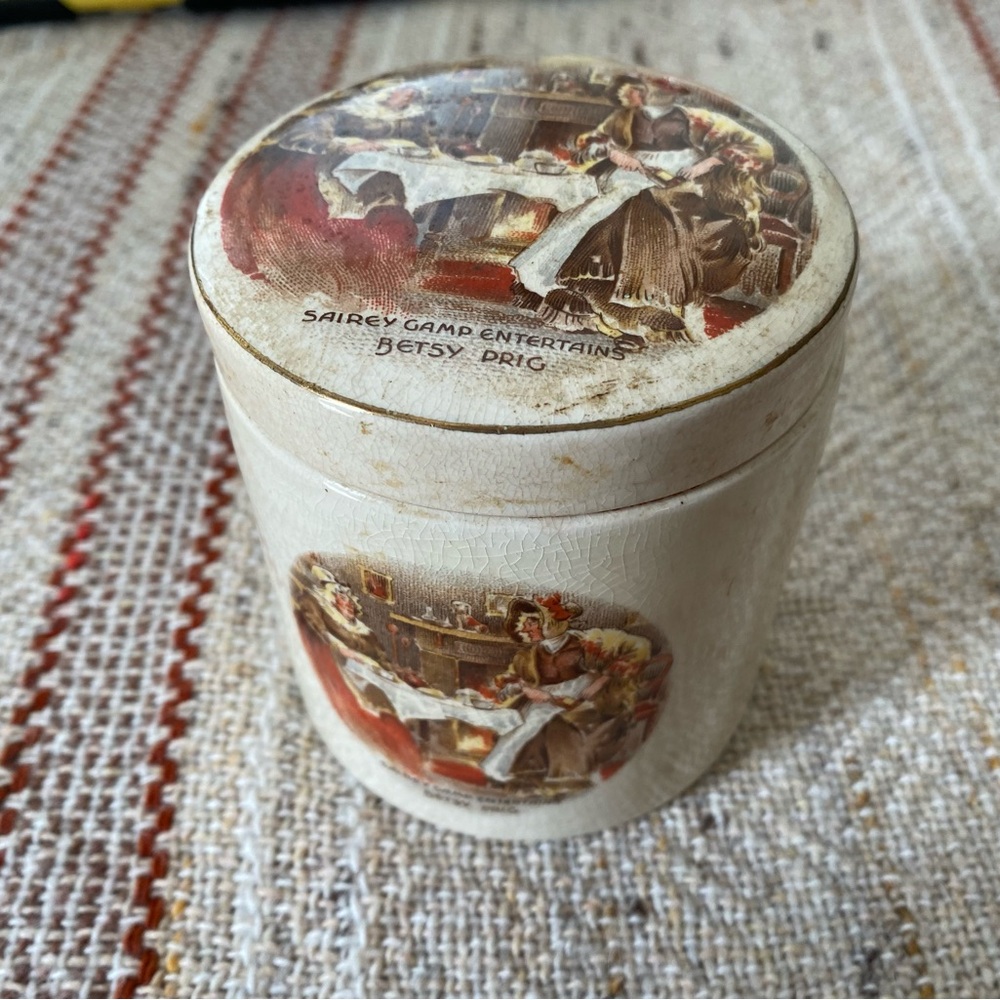 Frank Cooper Ltd Oxford England Sandland Ware, Sairey Gamp Entertains Be…